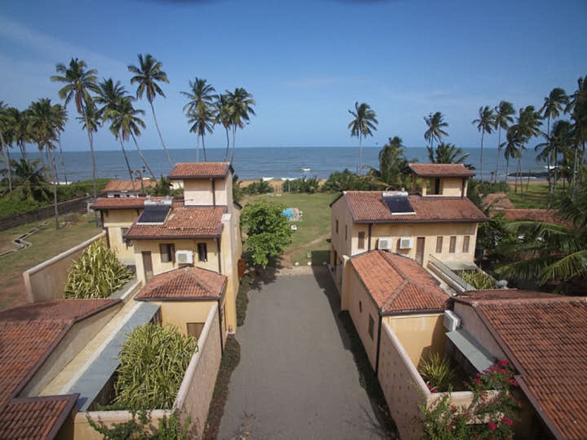 Villa Sunbird Negombo Bagian luar foto