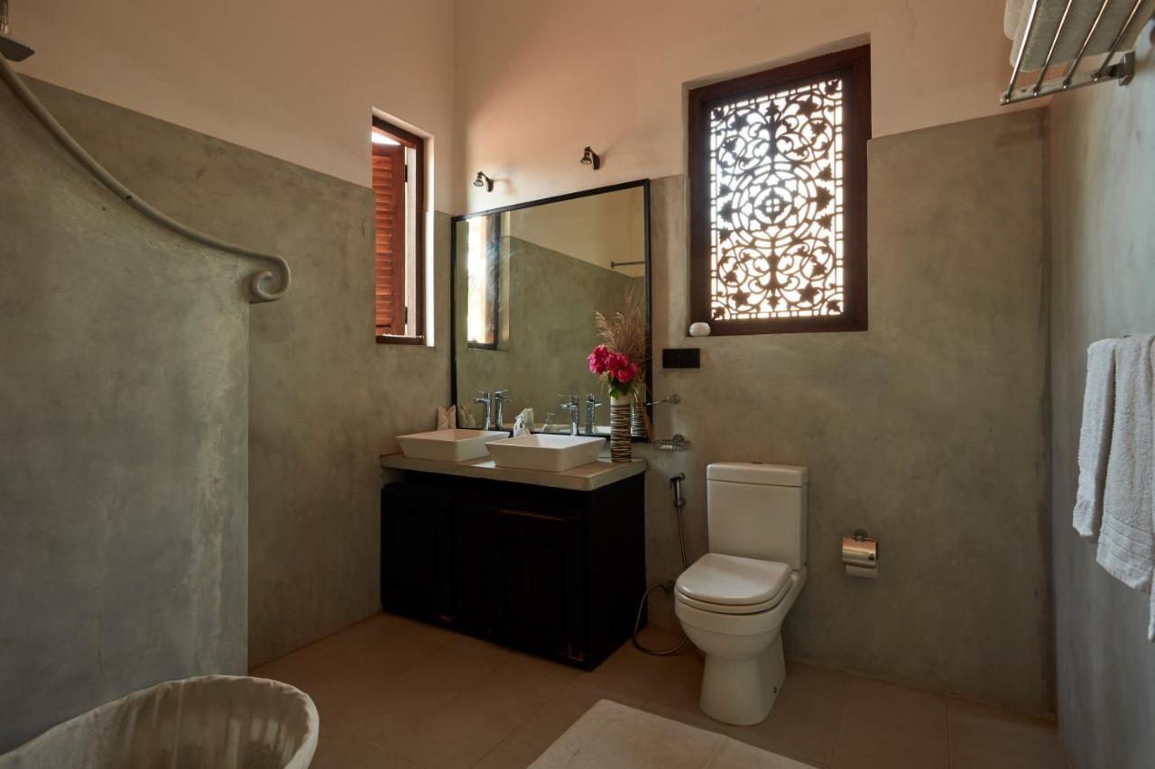 Villa Sunbird Negombo Bagian luar foto